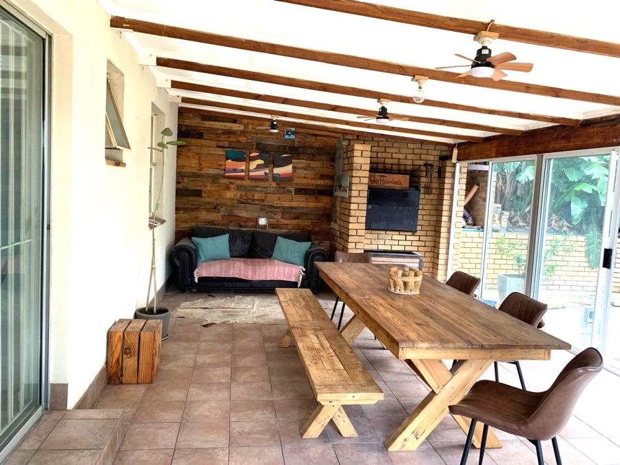 4 Bedroom Property for Sale in Paarl North Western Cape